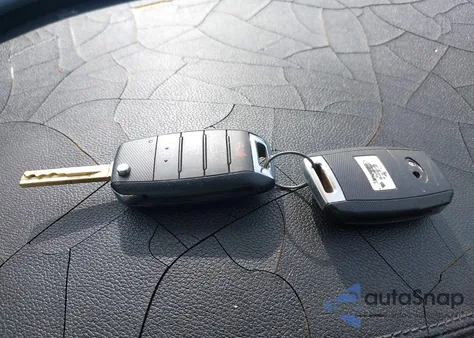 2016 Kia Sorento 3.3L Lx из США, поврежденный, VIN 5XYPGDA52GG014353